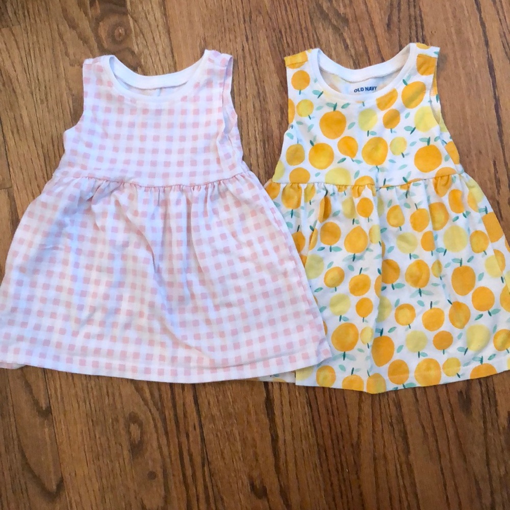 Old navy dresses. Like new condition